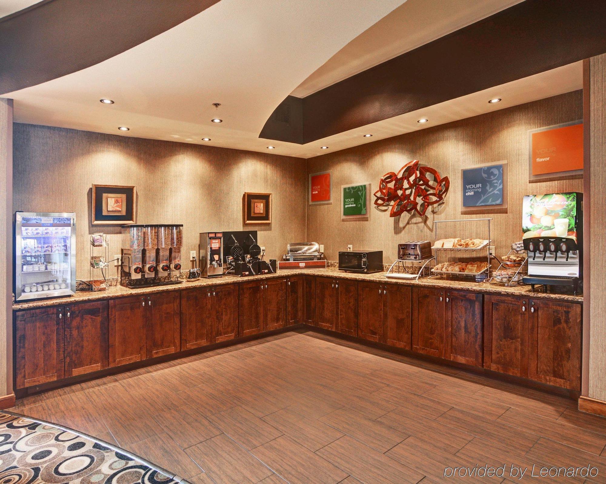 Comfort Suites Near Northeast Mall Норт-Ричленд-Хиллс Экстерьер фото
